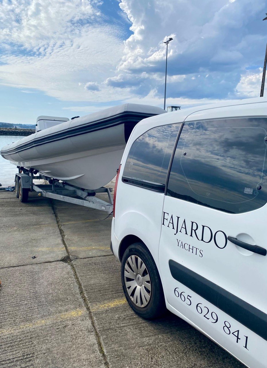 Fajardo Yachts vehículo oficial 665 629 841